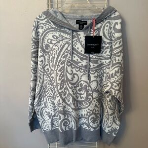 New Gray/White sweater sz2X